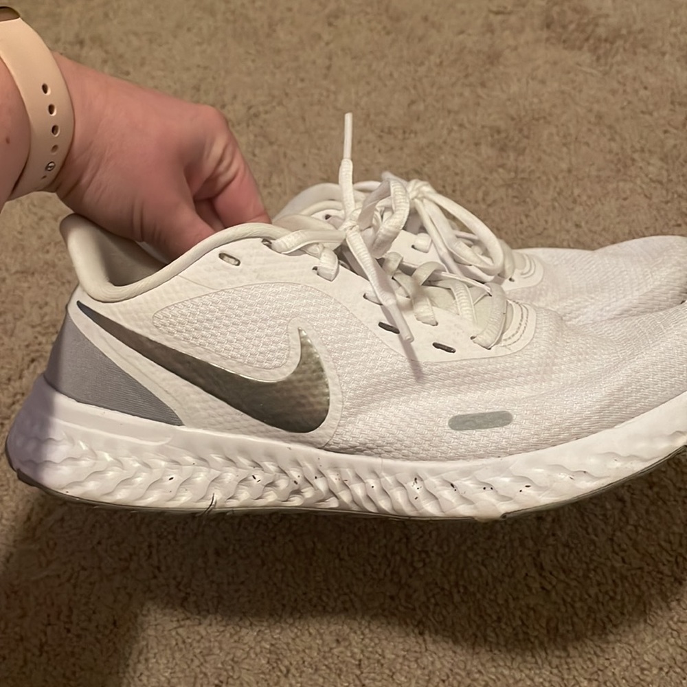 Sneakers - Picture 2 of 6